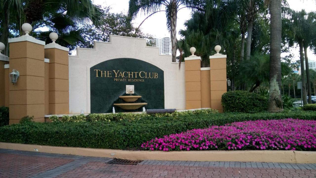Yacht Club Aventura 2br + 2ba Apartamento Miami