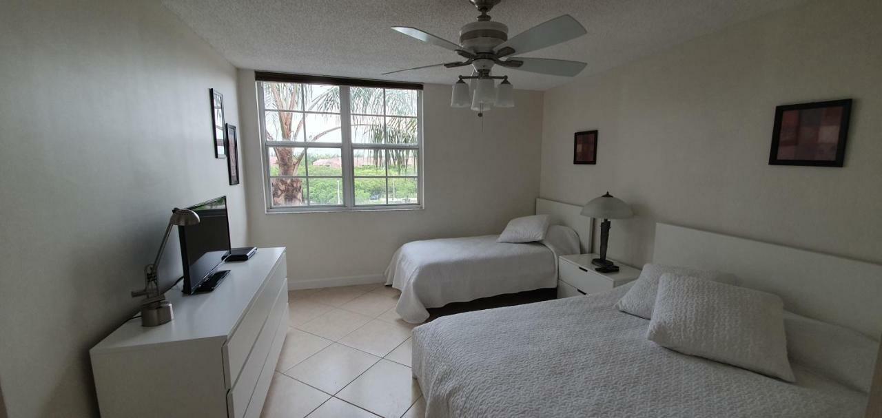 Apartamento Yacht Club Aventura 2br + 2ba