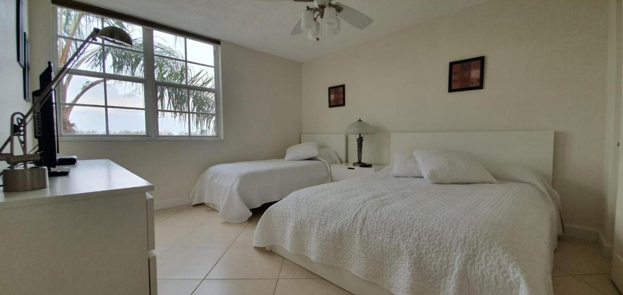 Apartamento Yacht Club Aventura 2br + 2ba